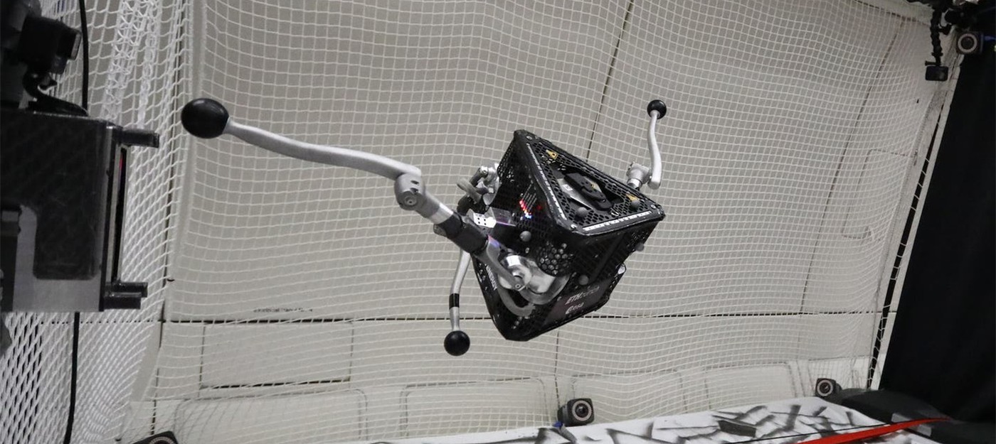 Этот прыгающий робот с дергающимися ногами может исследовать астероиды в будущих миссиях