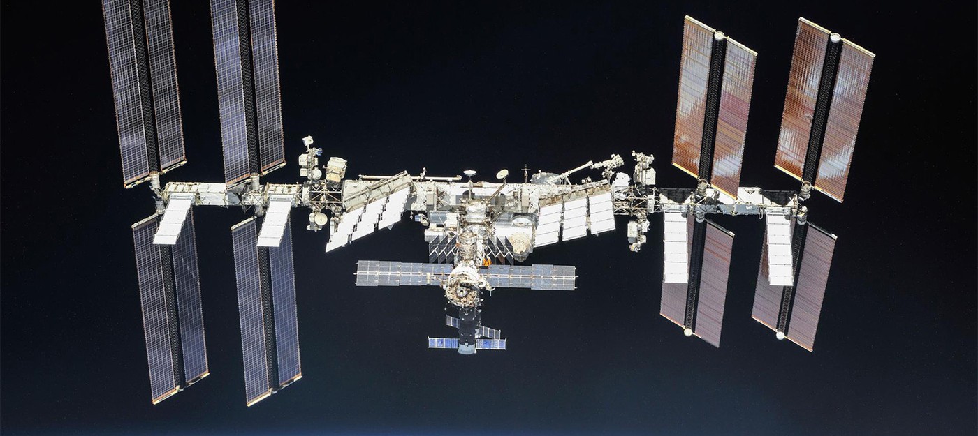Экипаж МКС был вынужден укрыться после загадочного распада российского спутника