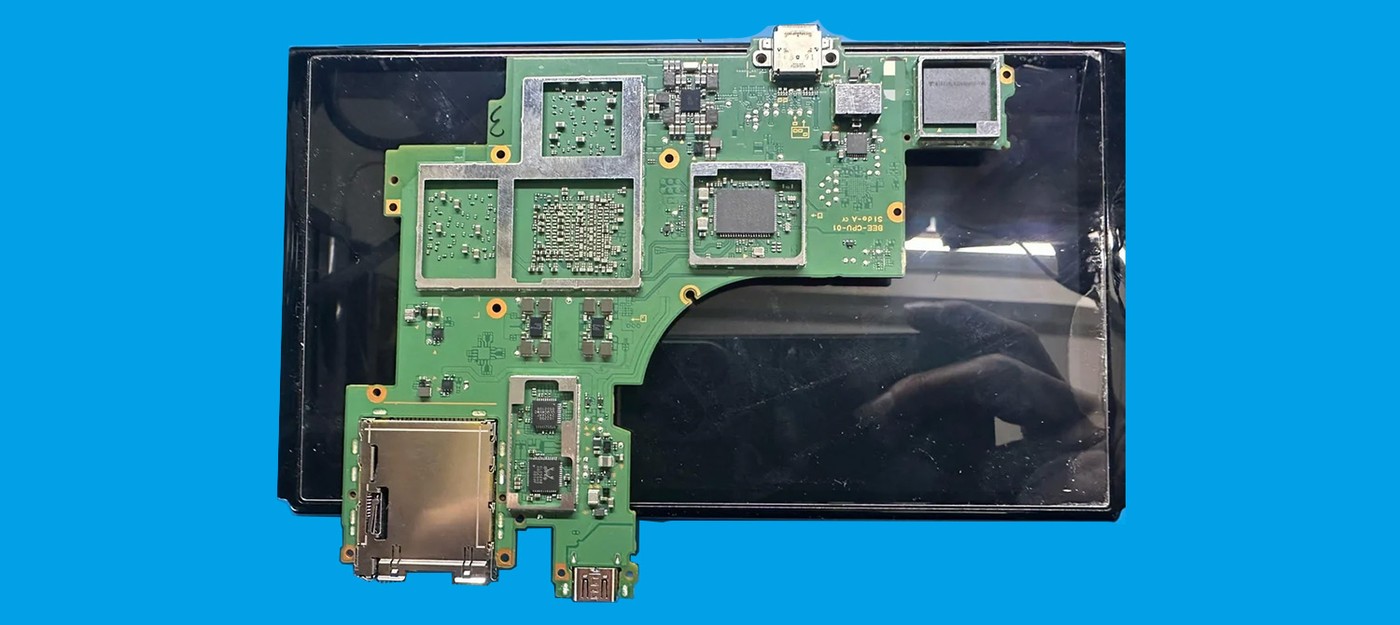 В сеть утекли фотографии материнской платы Nintendo Switch 2