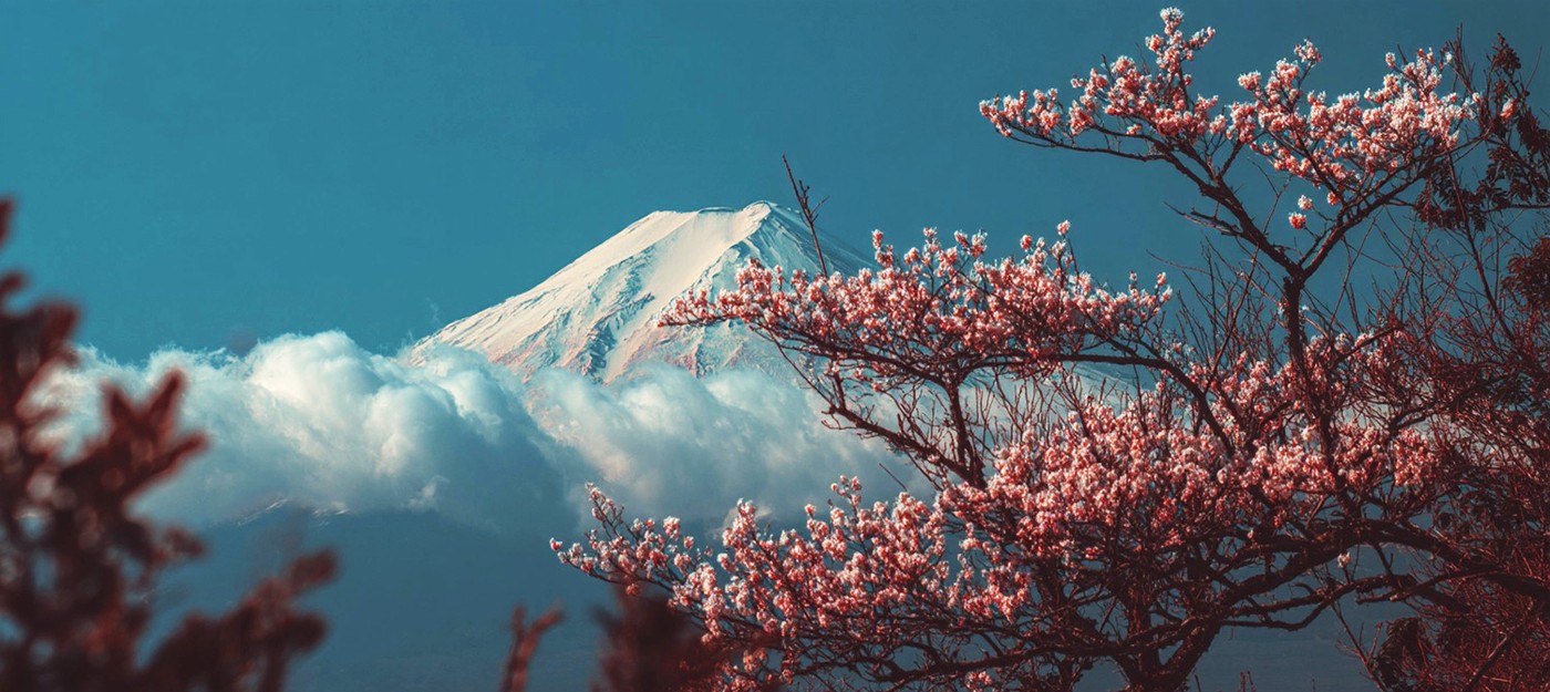 Китайца спасли с горы Фудзи – он снова пошел туда за потерянным телефоном и его  пришлось спасать второй раз