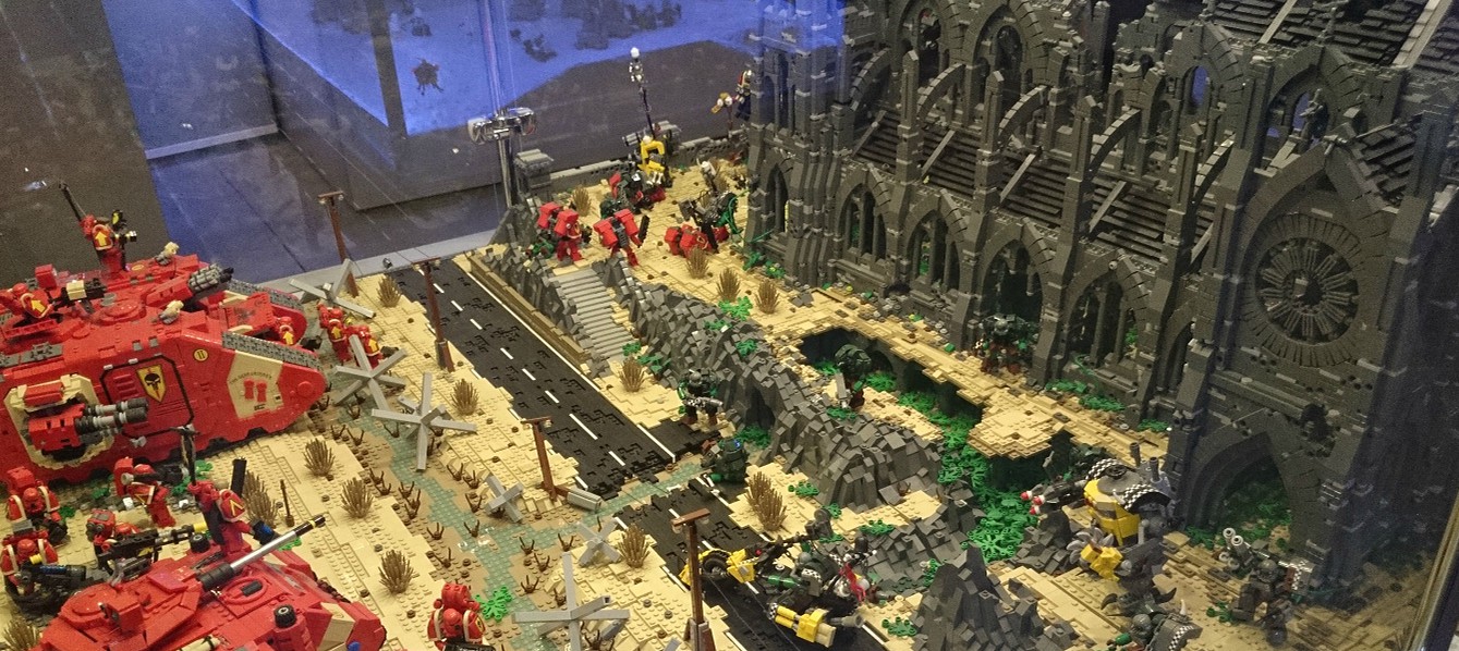 Диорама Warhammer 40k из LEGO