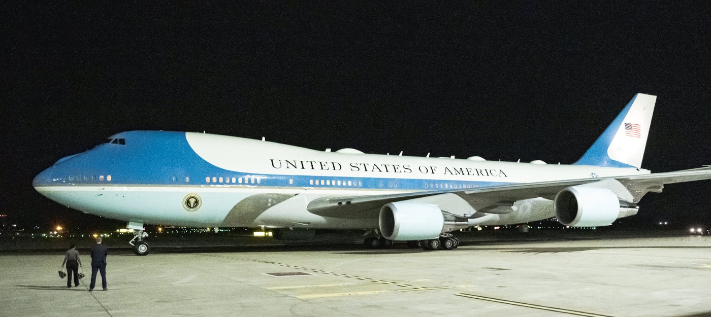 Трамп назвал "глупцами" тех, кто отказался бы от бесплатного самолета из Катара ценой в 400 миллионов долларов