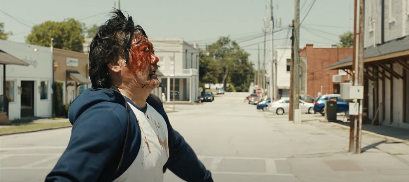 Исчезающие дети и криповые взрослые во втором трейлере хоррора "Оружие" от режиссера "Варвара"