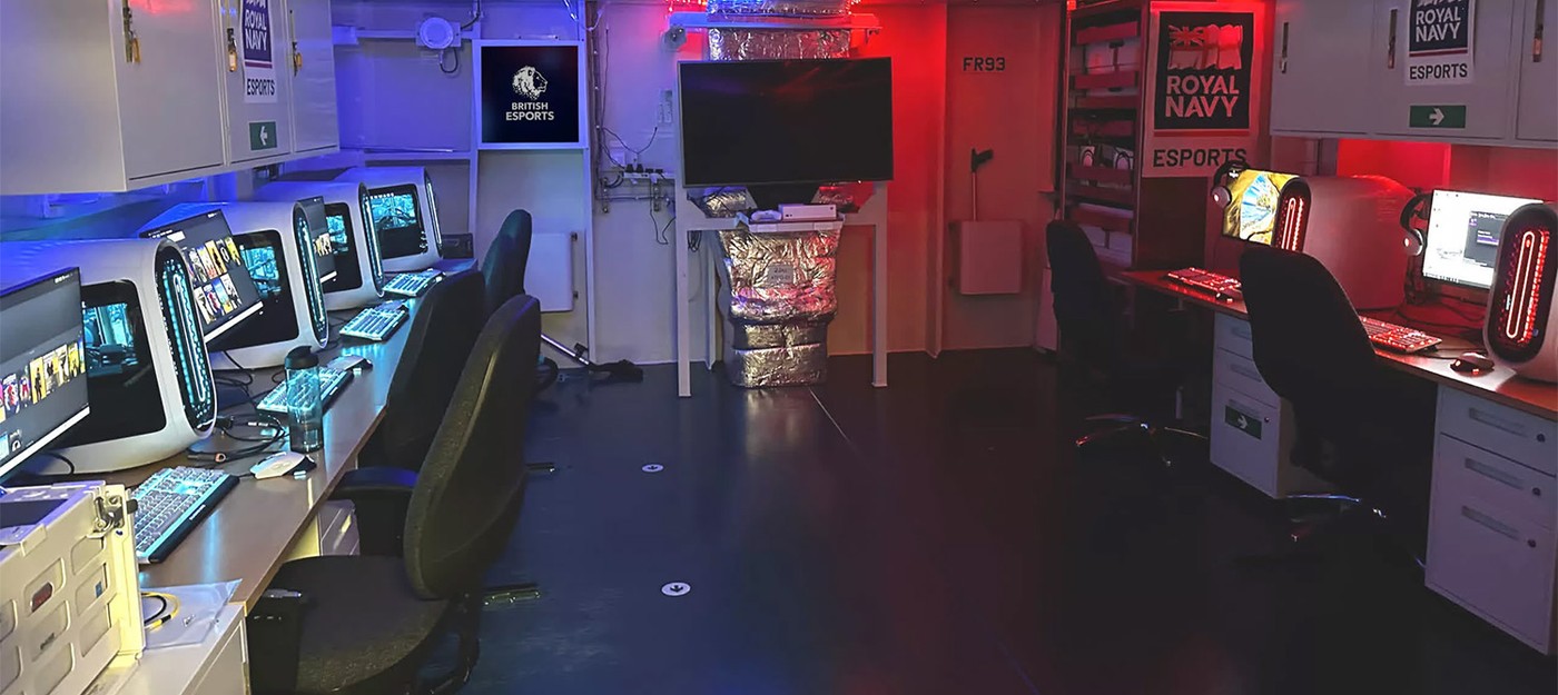 Королевский флот Великобритании оборудовал авианосец профессиональной игровой комнатой