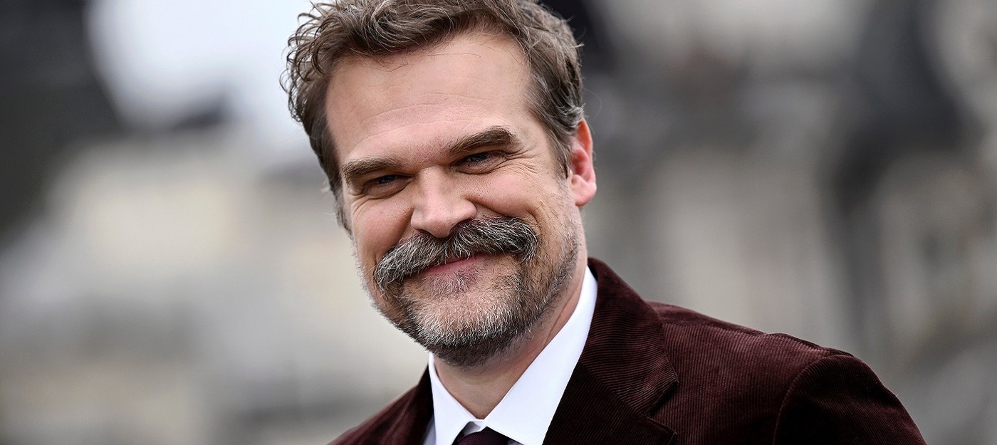 Дэвид Харбор может сыграть с Педро Паскалем в новом фильме режиссера "Андора"