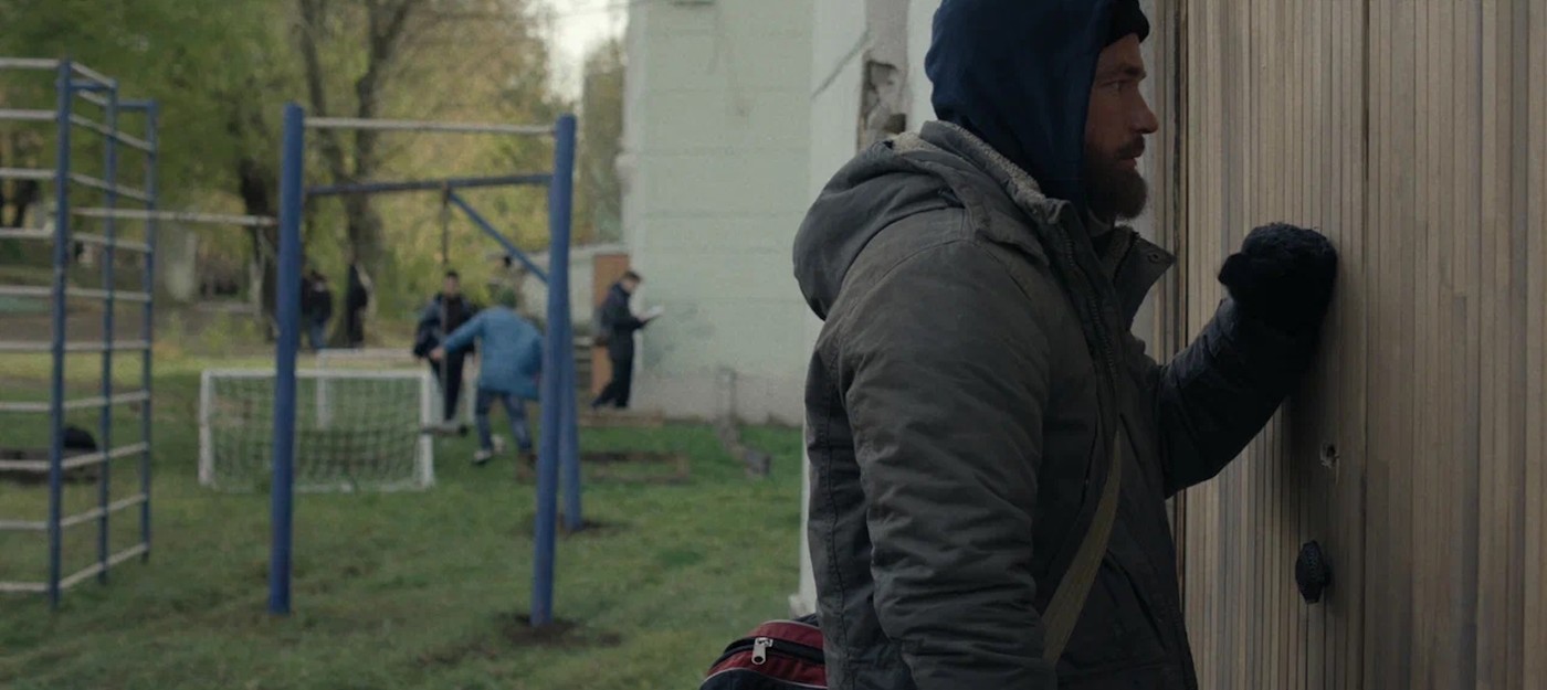 Кинопоиск представил трейлер драмы "Камбэк" с Александром Петровым в роли бомжа