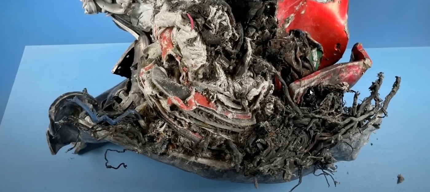 Компьютеры затонувшей субмарины OceanGate Titan превратились в спрессованную массу металла и электроники после имплозии