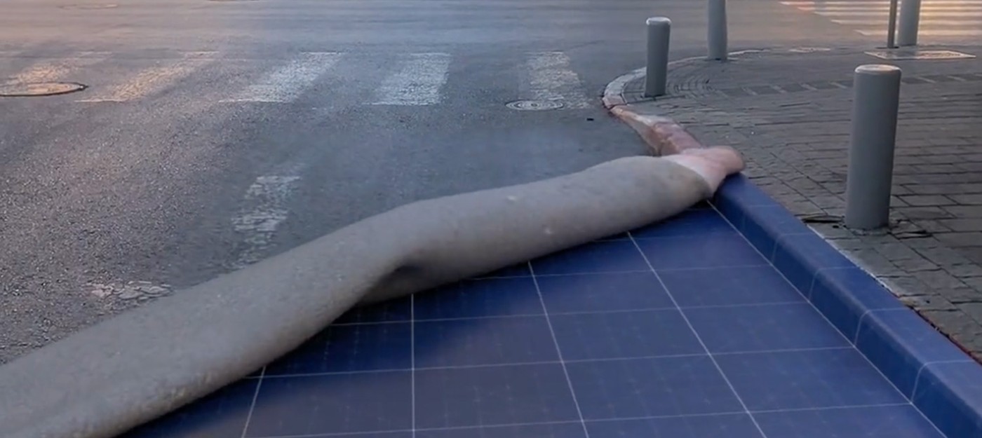 3D-художник показал крутой визуальный эффект сворачивания реальности в рулон