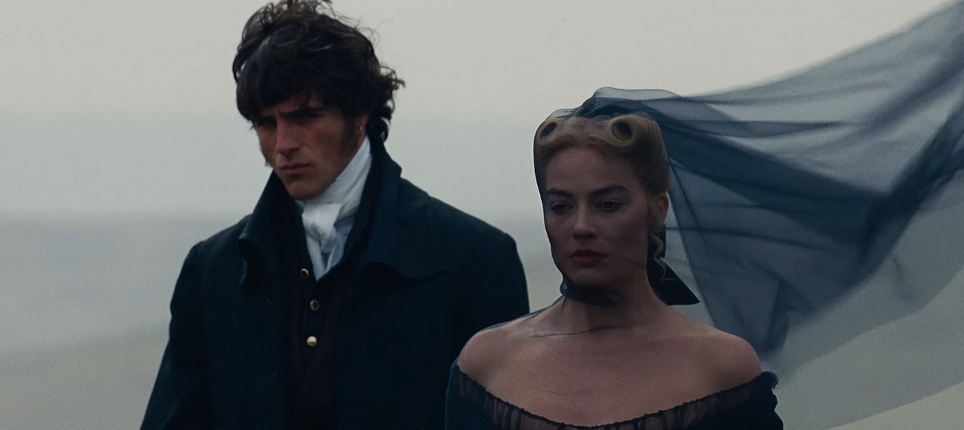 Марго Робби и Джейкоб Элорди в новом трейлере экранизации "Грозового перевала"