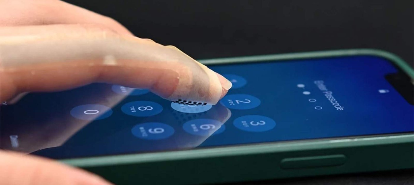 Ученые создали пластырь, имитирующий тактильные ощущения с точностью человеческого пальца