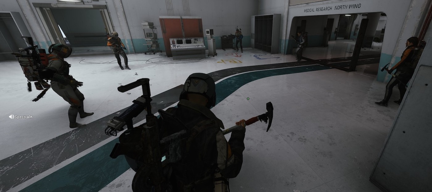 Мир между игроками ARC Raiders очень хрупкий – иногда хватает одного выстрела