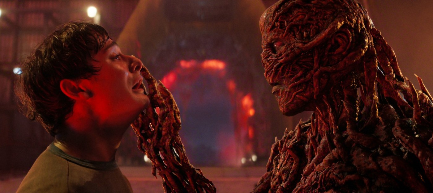 Джейми Кэмпбелл Бауэр рассказал, как спектакль "Очень странные дела" повлиял на его роль Векны в пятом сезоне