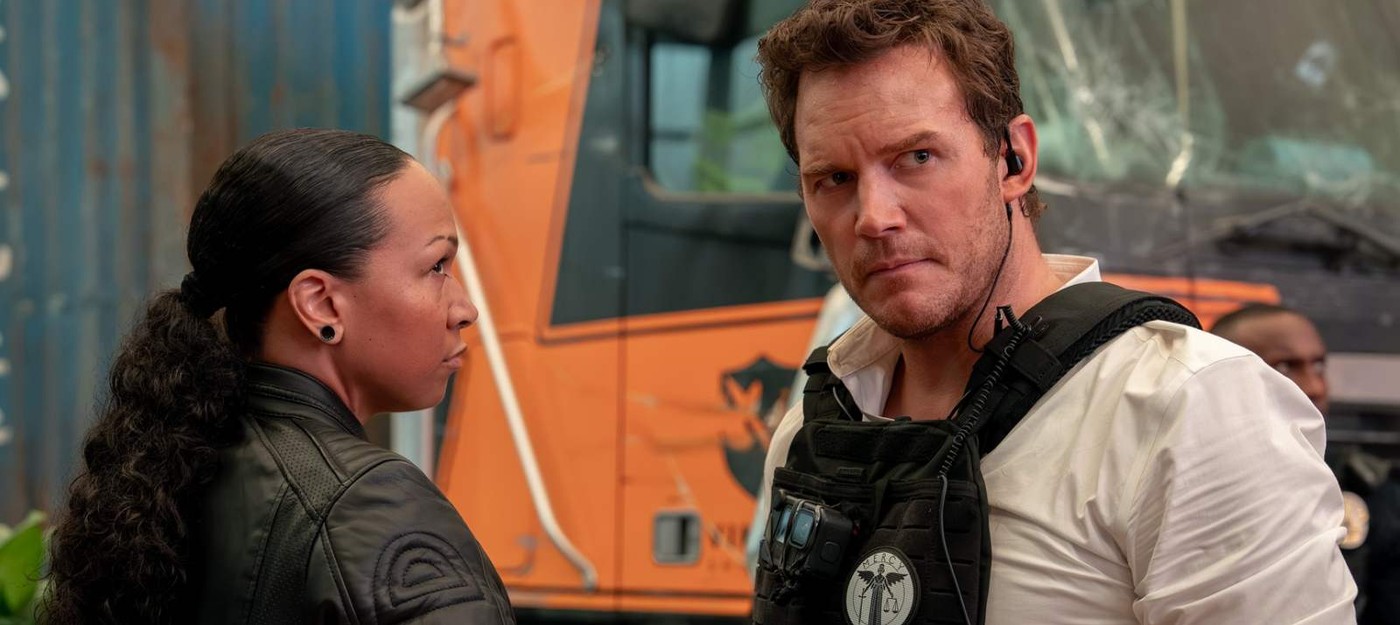 Крис Пратт пытается доказать ИИ-судье свою невиновность в трейлере фильма Тимура Бекмамбетова "Милосердие"