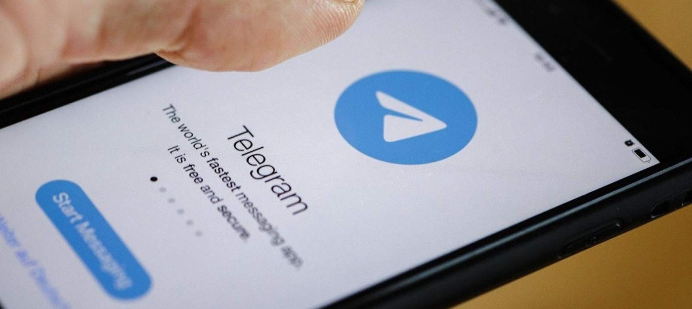 На Роскомнадзор подали в суд из-за ограничения звонков в WhatsApp* и Telegram