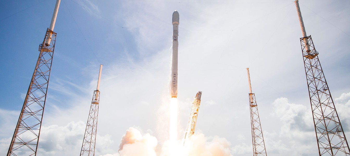 Частная ракета SpaceX взорвалась во время теста