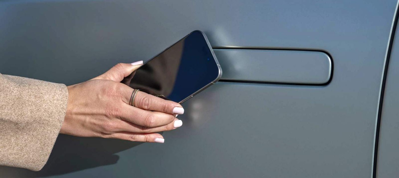 Китай первым в мире запретит скрытые дверные ручки на электромобилях