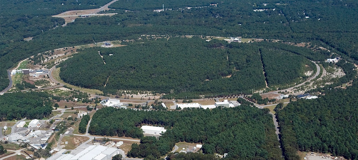 Крупнейший коллайдер США завершил работу ради ещё более мощного преемника