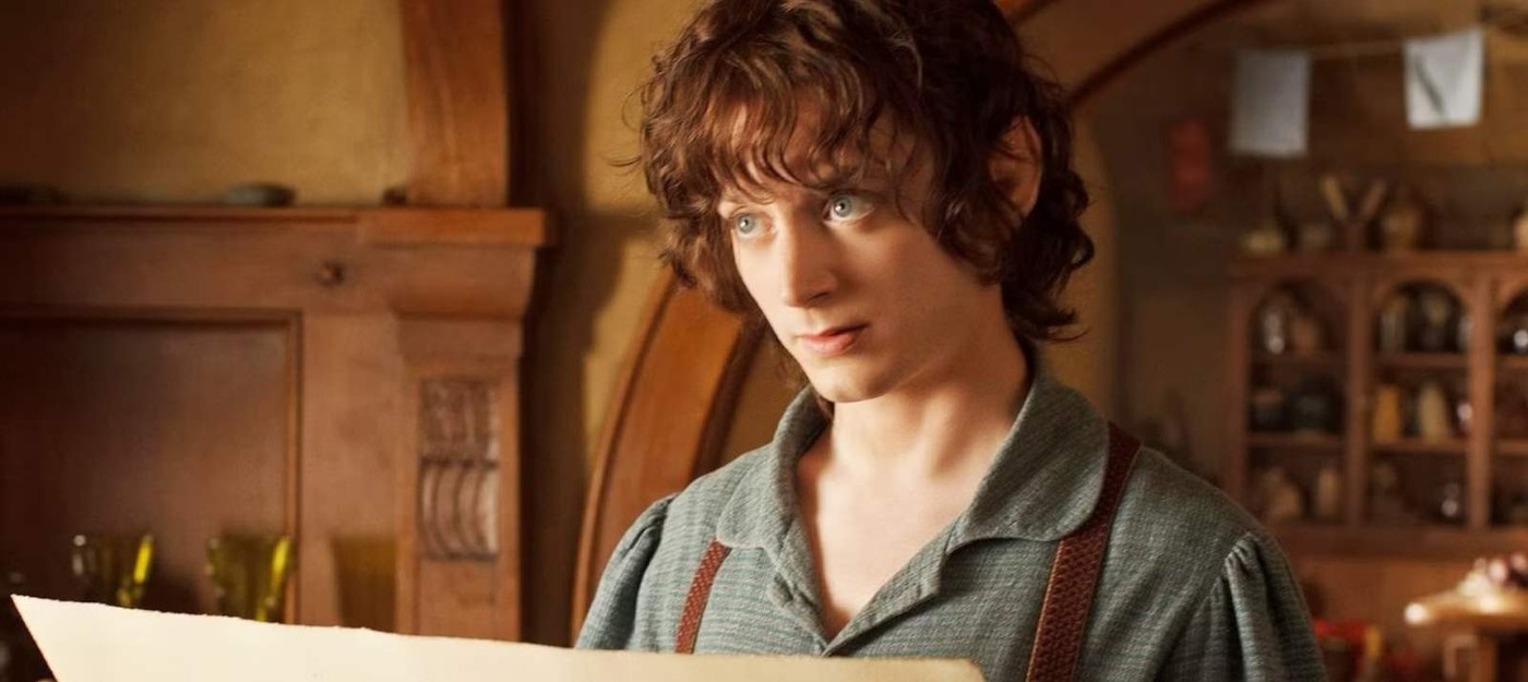 Элайджа Вуд спустя 27 лет после съёмок всё ещё пытается дочитать трилогию "Властелина колец"