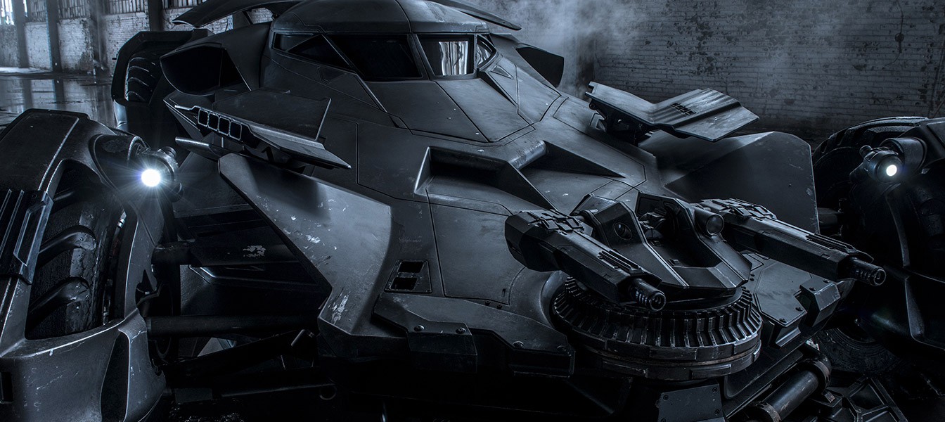 Зак Снайдер опубликовал официальное фото Бэтмобиля из Batman v Superman