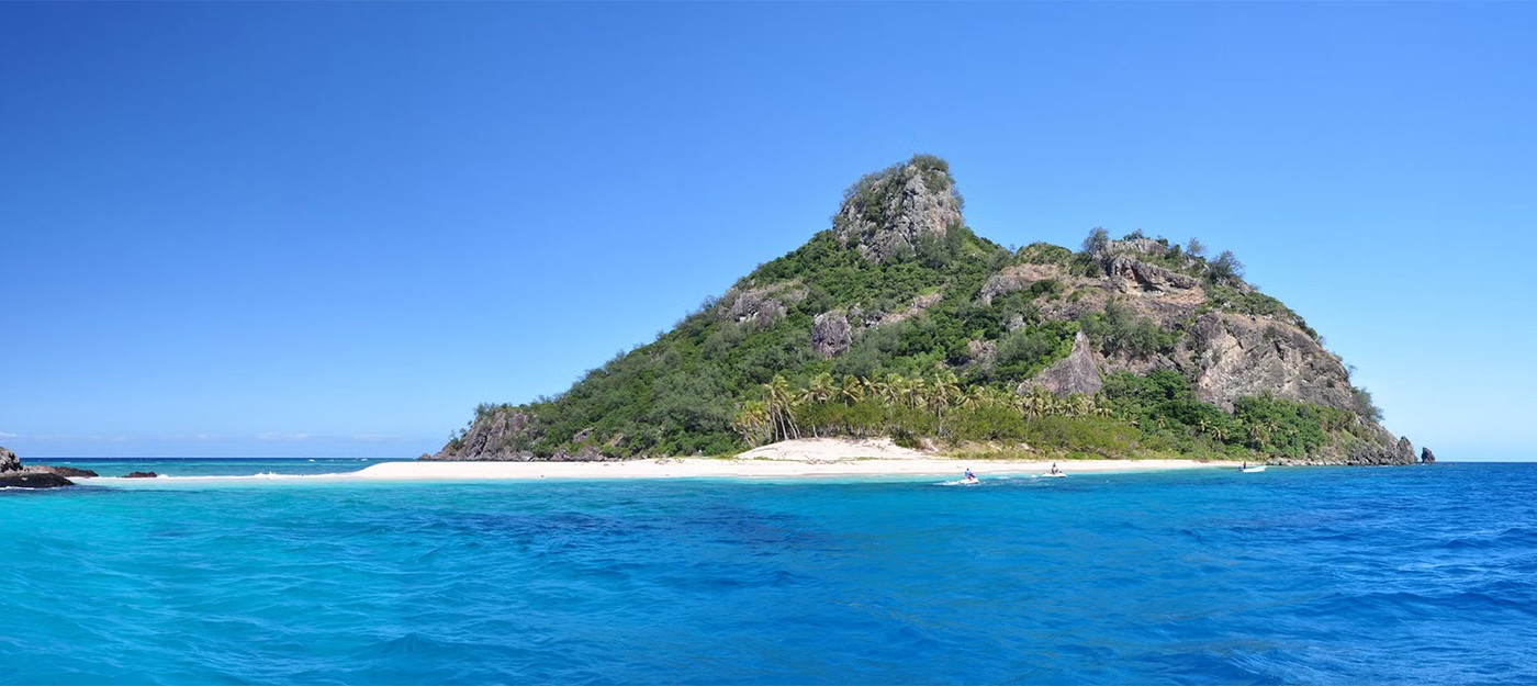 Круизный лайнер сел на мель у острова из фильма "Изгой" с Томом Хэнксом