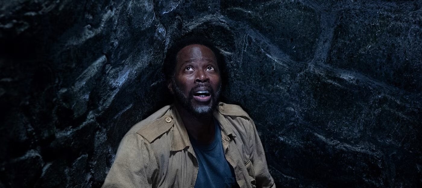 Сериал "Извне" закончится на пятом сезоне – шоу продлили за неделю до премьеры четвертого