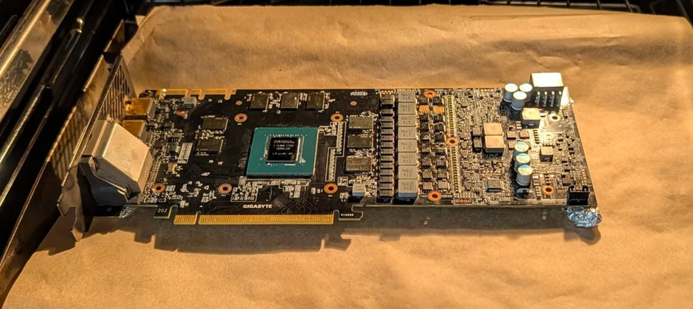 Геймер запёк умирающую видеокарту GTX 1080 в духовке и она снова заработала
