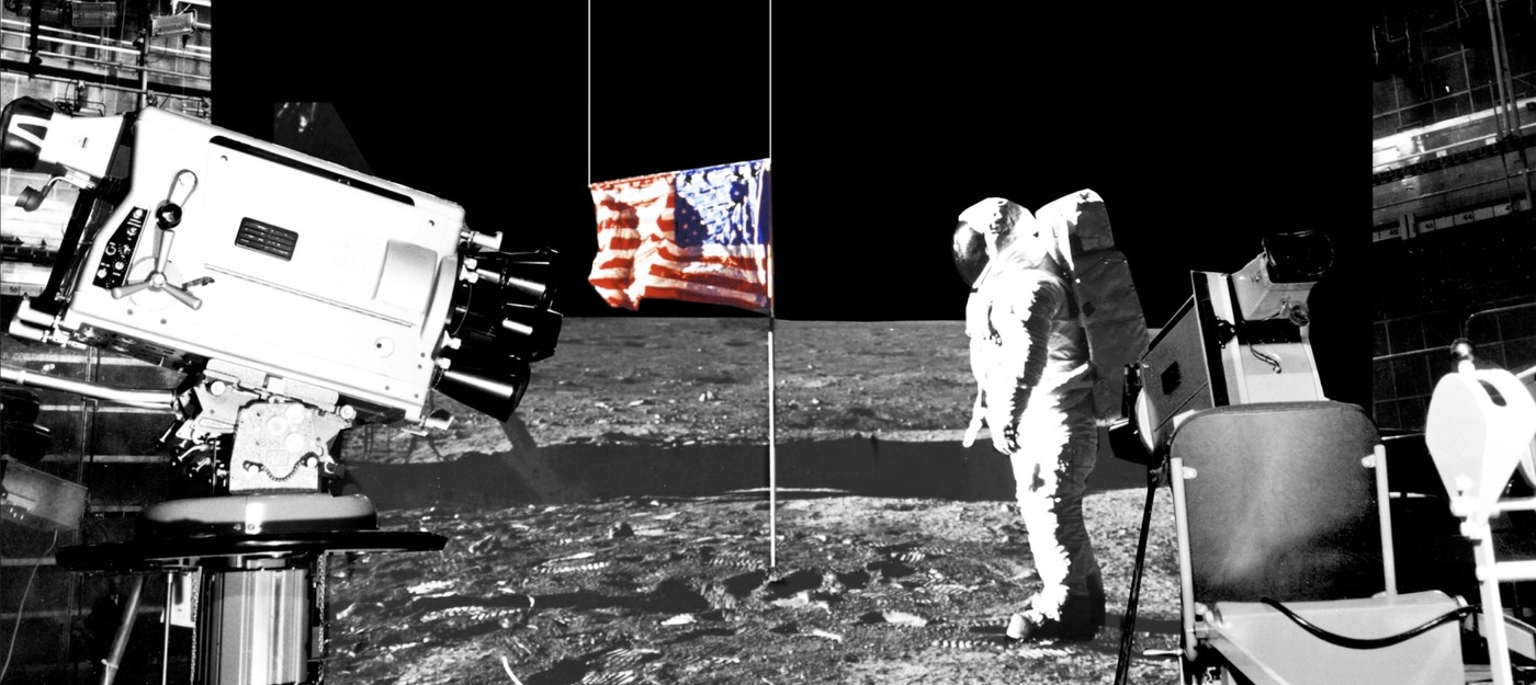 Более половины россиян верят в теории заговора – лидирует версия о "лабораторном" происхождении COVID-19