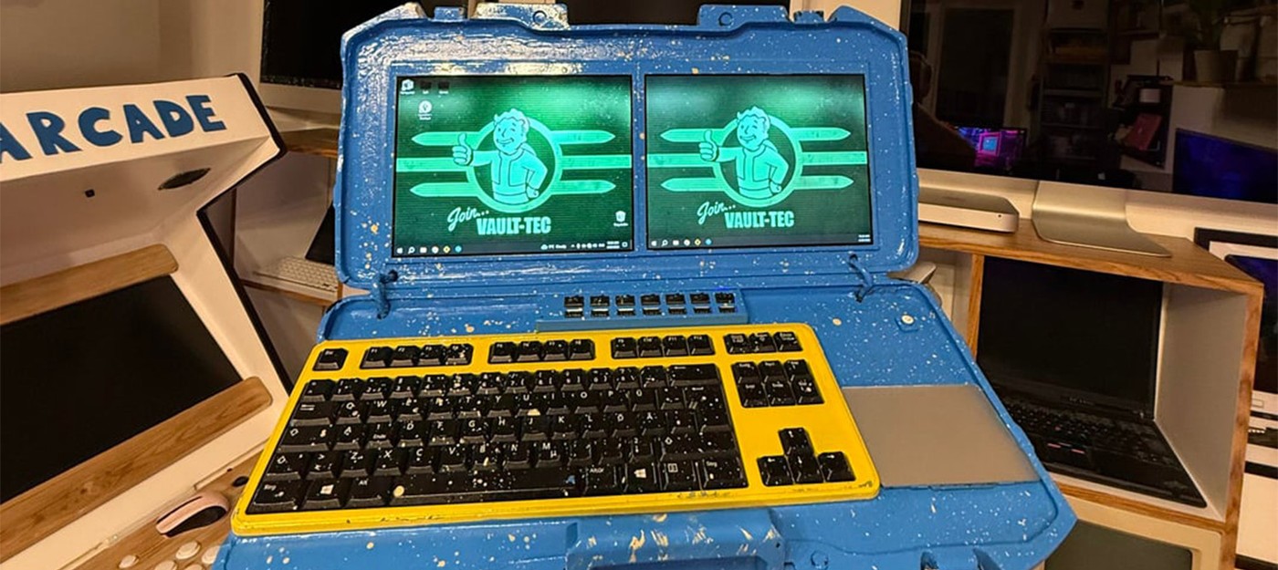 Фанат Fallout собрал кибердек для игры в New Vegas и Half-Life из старого MacBook и 14 батареек от одноразовых вейпов