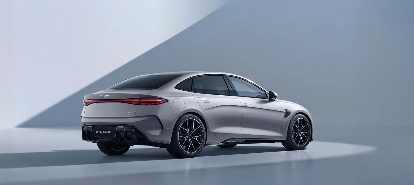 Продажи бензиновых автомобилей в Китае рухнули на 37% на фоне роста цен на топливо