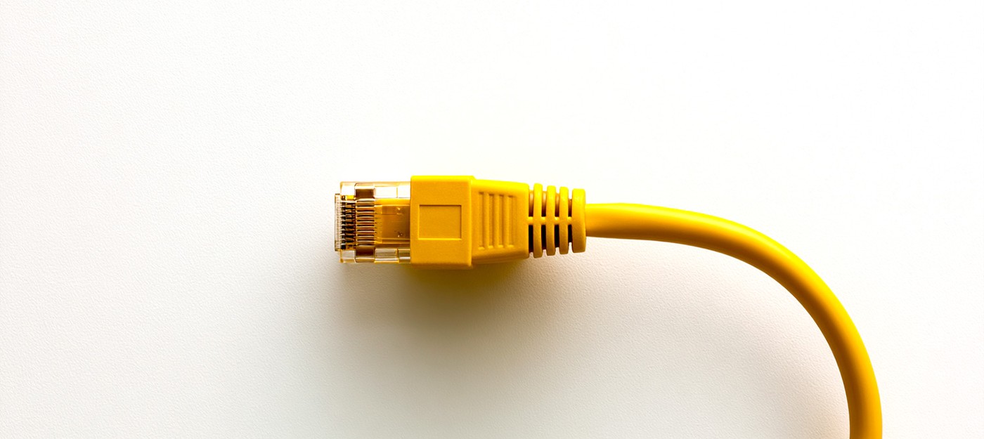 А вы знали, что первый ethernet-кабель был ярко-жёлтым, чтобы никто случайно не просверлил силовой провод
