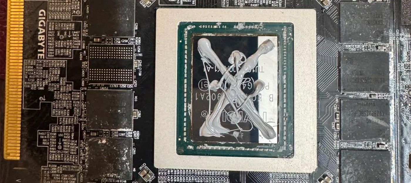Замена термопасты подняла FPS на RTX 2080 Ti почти вдвое и сбила температуру хотспота на 10 градусов