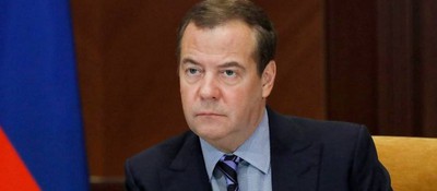 Медведев и Песков выступили за пиратский контент, чтобы "западные компании обанкротились"