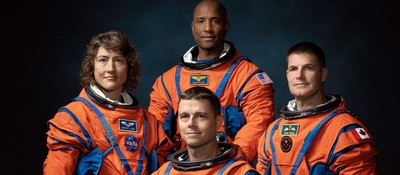 Астронавты миссии Artemis II столкнулись с проблемами Microsoft Outlook прямо на пути к Луне