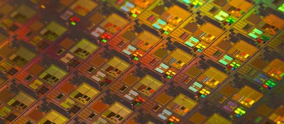 Инженер на Тайване спрятал панорамную камеру в пачке снеков для кражи DRAM-технологий, но его выдал сигнал Wi-Fi