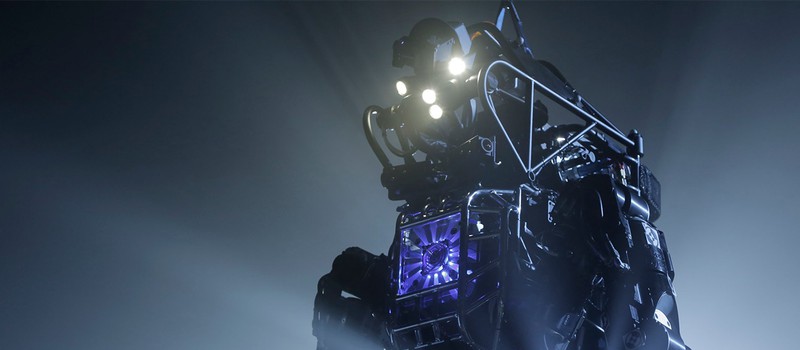 Двуногий робот Boston Dynamics пробежался по лесу