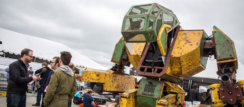 Америка собирает $500 тысяч для сражения с Японским роботом