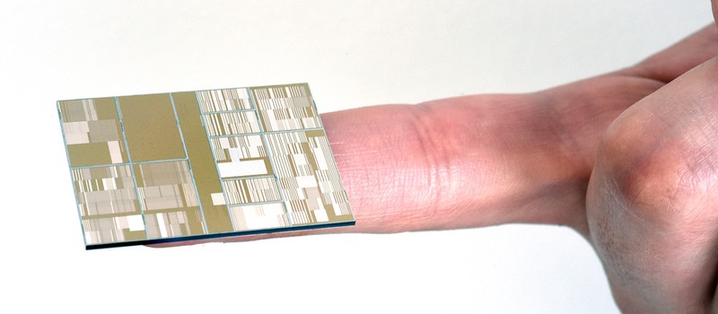 IBM уменьшает транзисторы при помощи нанотрубок
