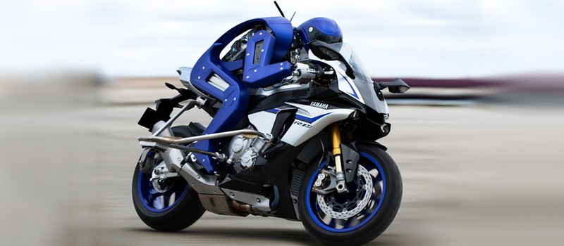 Робот-мотоциклист от Yamaha выглядит как полицейский будущего