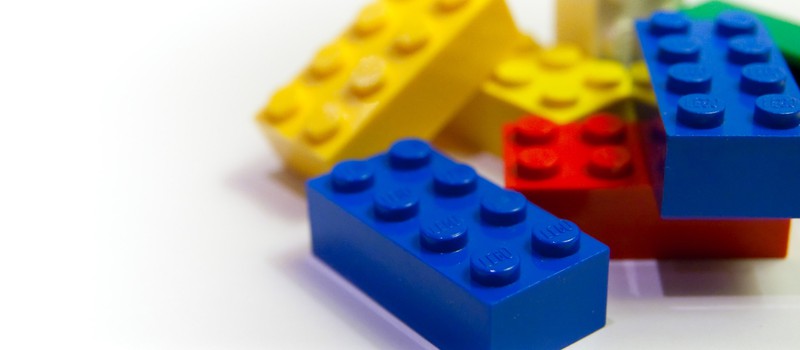 Тапочки, которые защитят от Lego