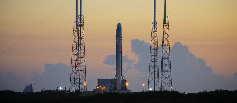 SpaceX успешно запустила и посадила свою ракету