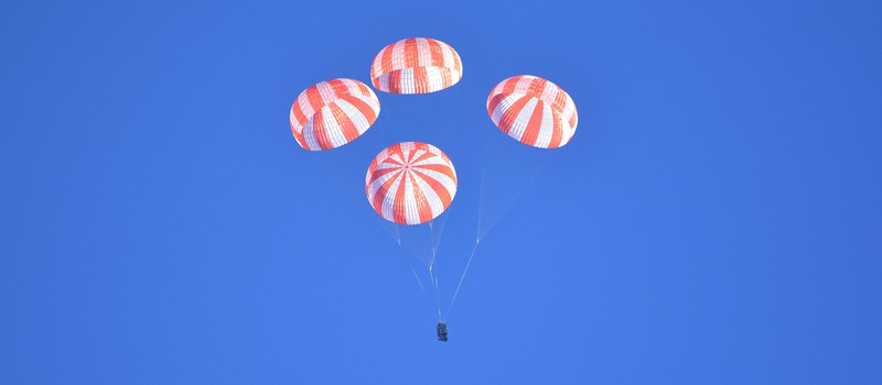 SpaceX успешно протестировал парашюты посадочного модуля