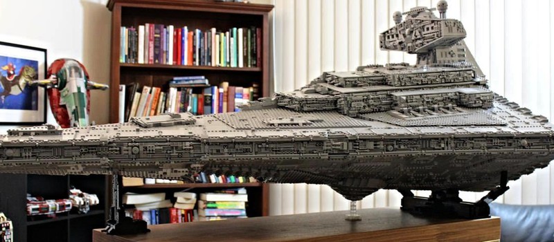 Имперский Звездный Разрушитель из LEGO весом 32 килограмма