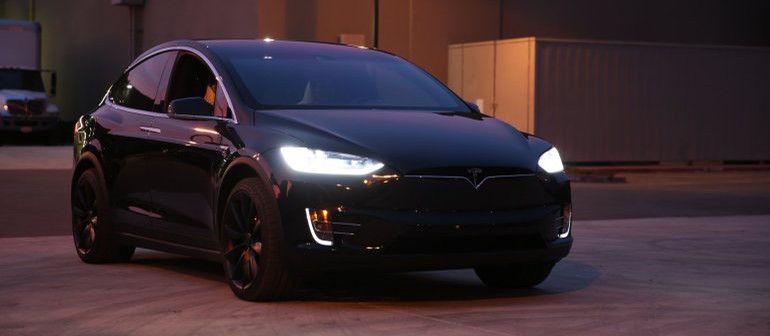 В программном апдейте Tesla Model X обнаружена пасхалка