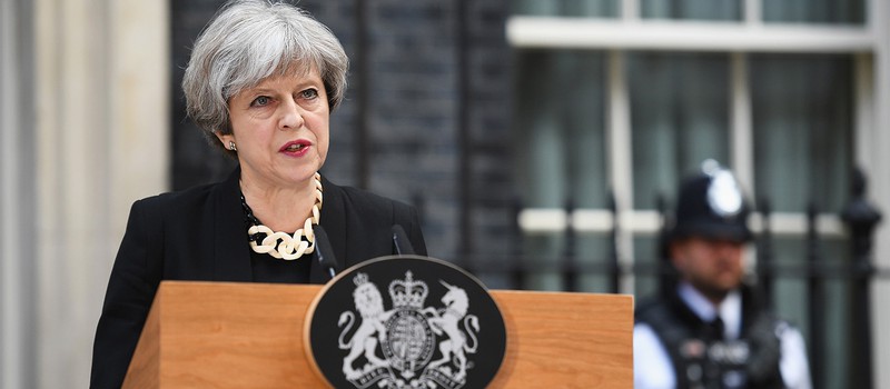 В свете террористических атак премьер-министр Британии призвала ввести новые интернет-регуляции