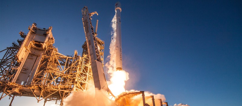 SpaceX запустит сразу две ракеты Falcon 9 в эти выходные