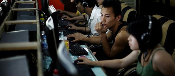 Китайский рынок онлайн игр продолжает расти, 32% за 2011 год