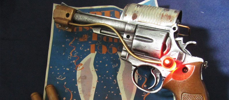 Эта реплика револьвера из BioShock напечатана на 3D-принтере
