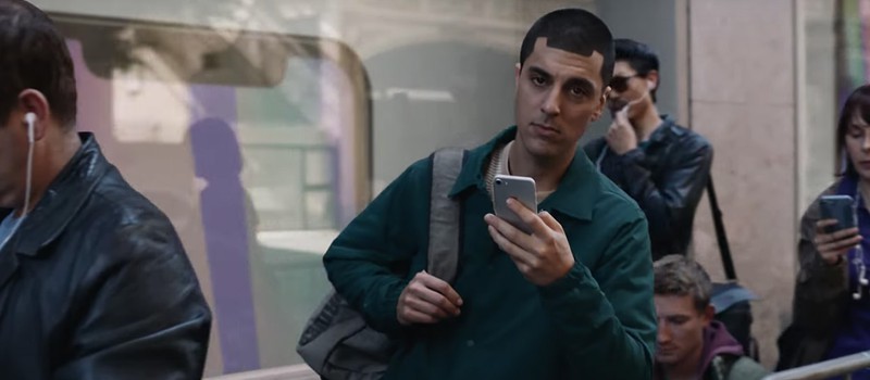 Новая реклама Samsung пародирует покупателей iPhone X