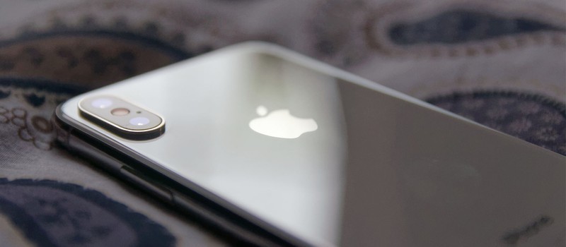 Пользователи iPhone X жалуются на помехи динамика
