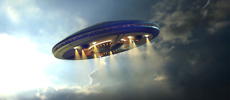 Гильермо дель Торо видел настоящее НЛО и он недоволен его дизайном